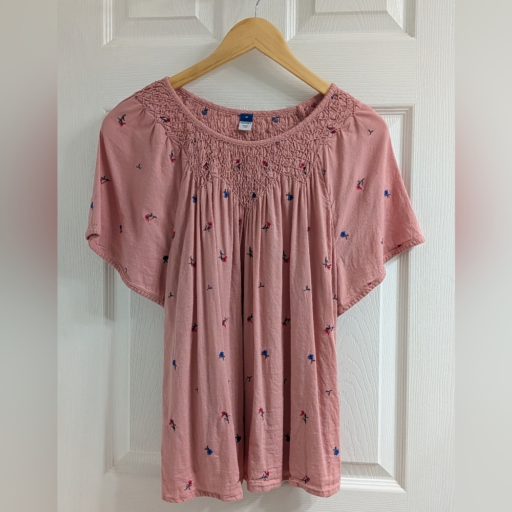 Women's OLD‎ NAVY Blouse Medium Like New Embroidered Flowers Pink